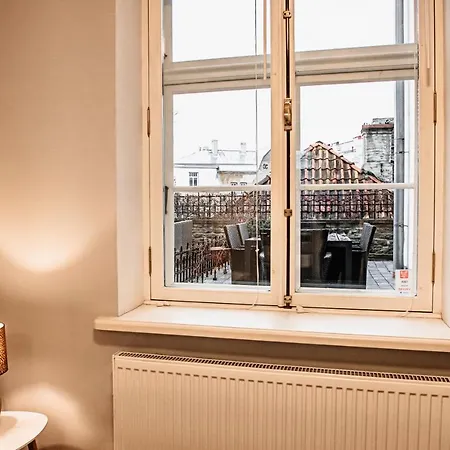 Airhome - Sulevimaegi